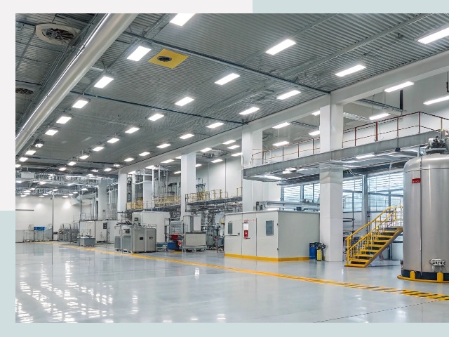 Освещение ангаров в Кирове-Чепецке от 652 руб. - Эффективные решения